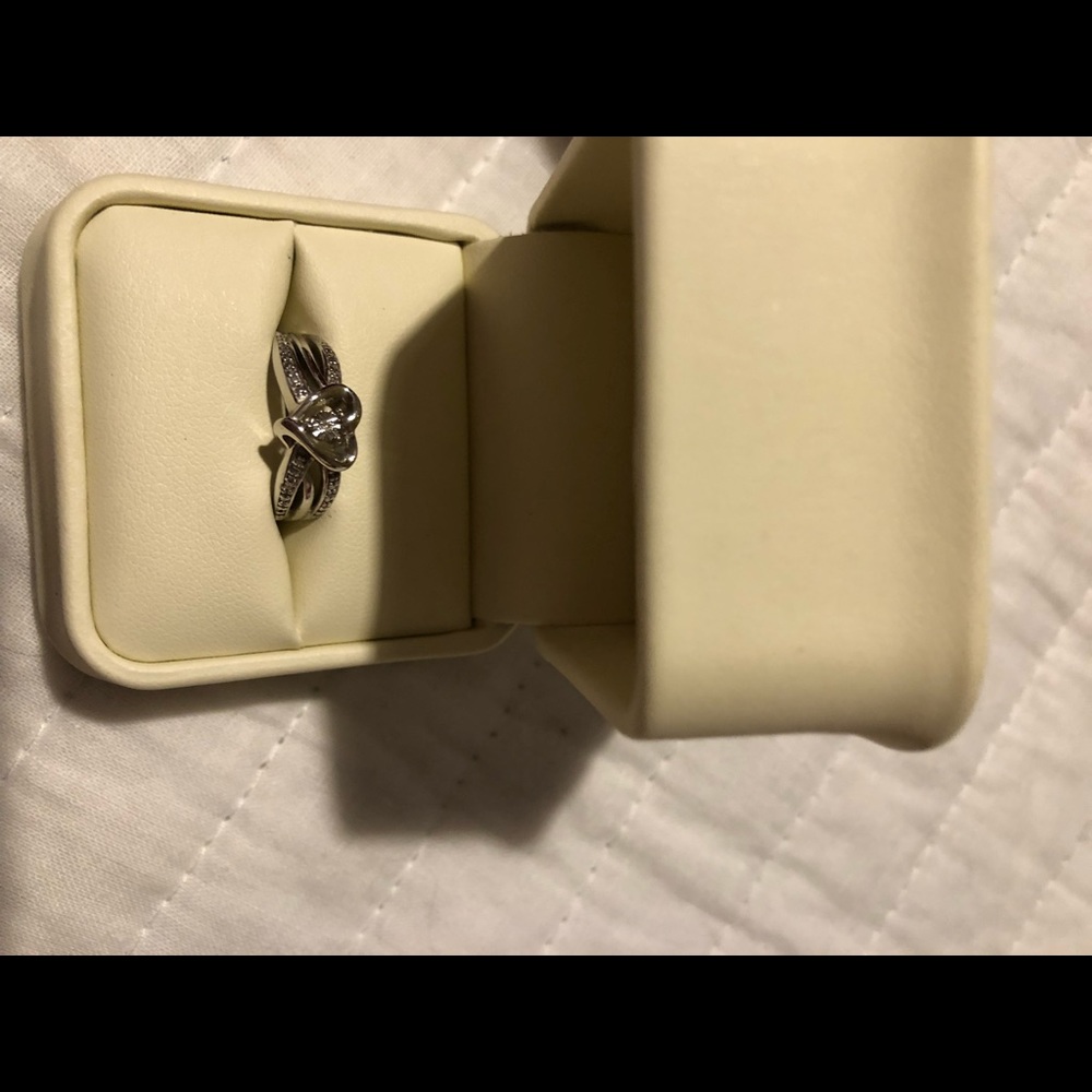 STERLING SILVER HEART RING